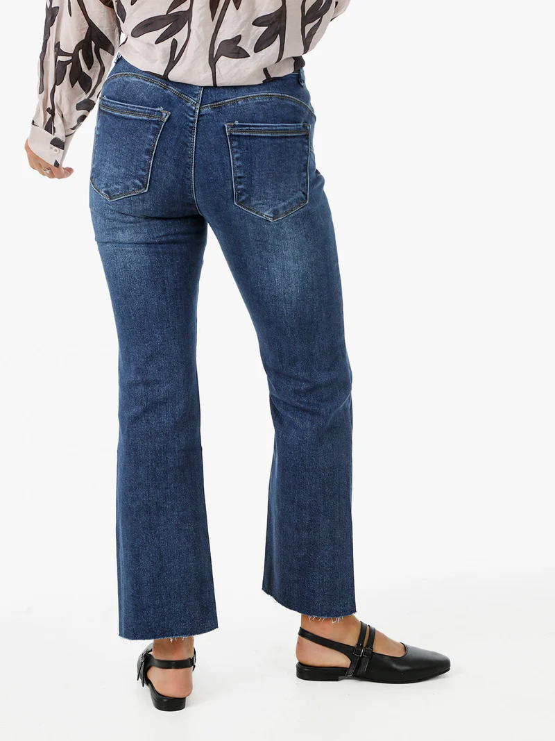 Jeans donna cropped con finale a zampa - jeans
