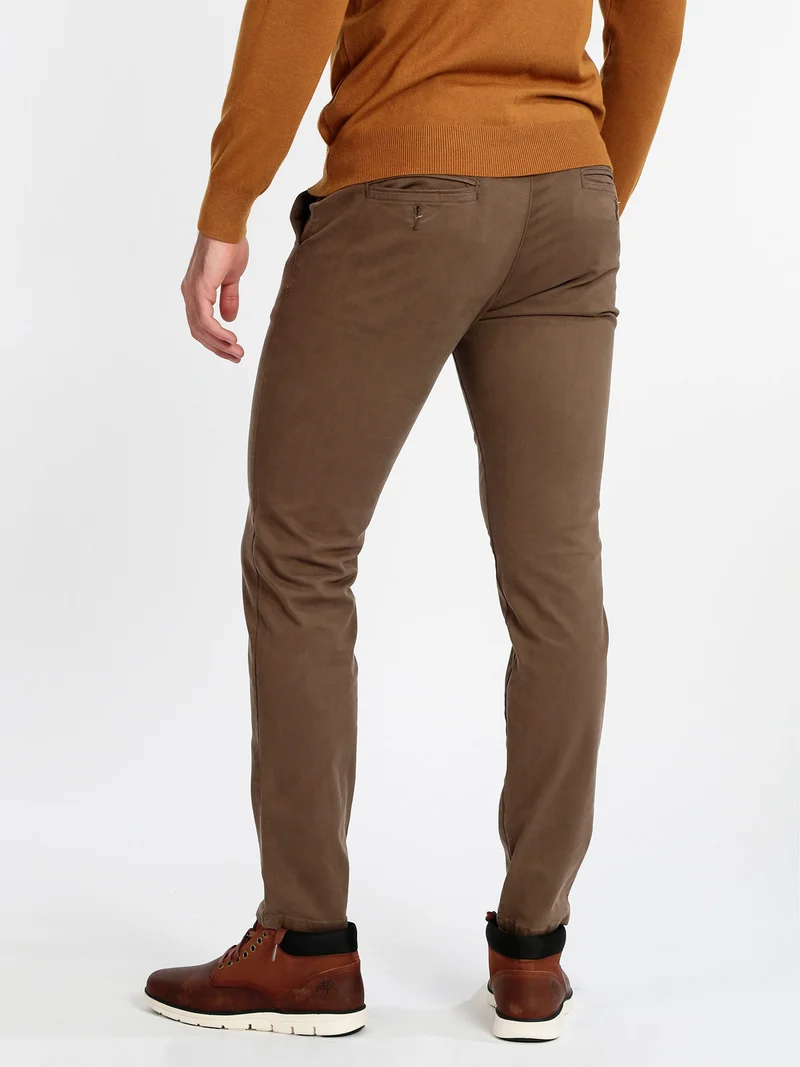 Pantaloni uomo in cotone slim fit - fango