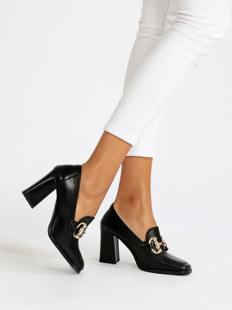 Mocassini in pelle donna con tacco - nero