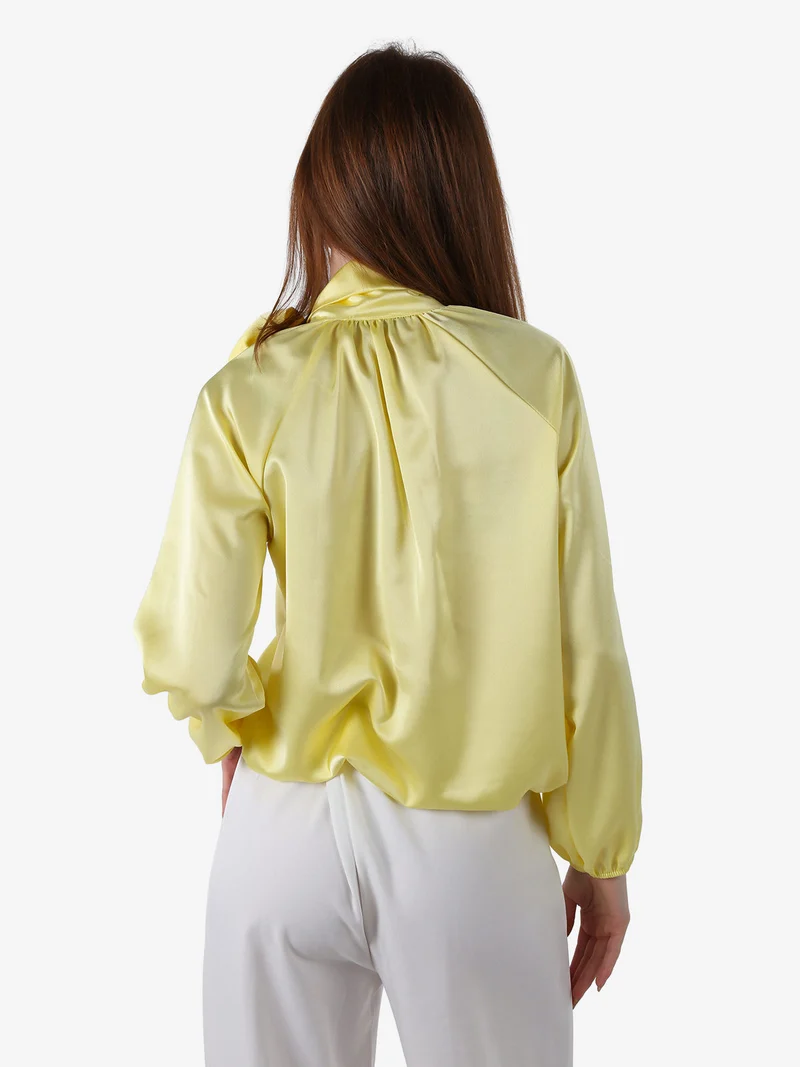 Blusa donna in tessuto simil raso a maniche lunghe - giallo