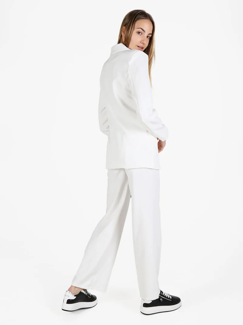 Completo da donna oversize con blazer e pantalone - bianco