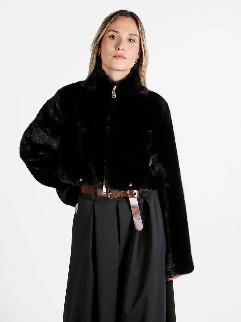 Giacca donna cropped in pelliccia sintetica con coulisse - nero