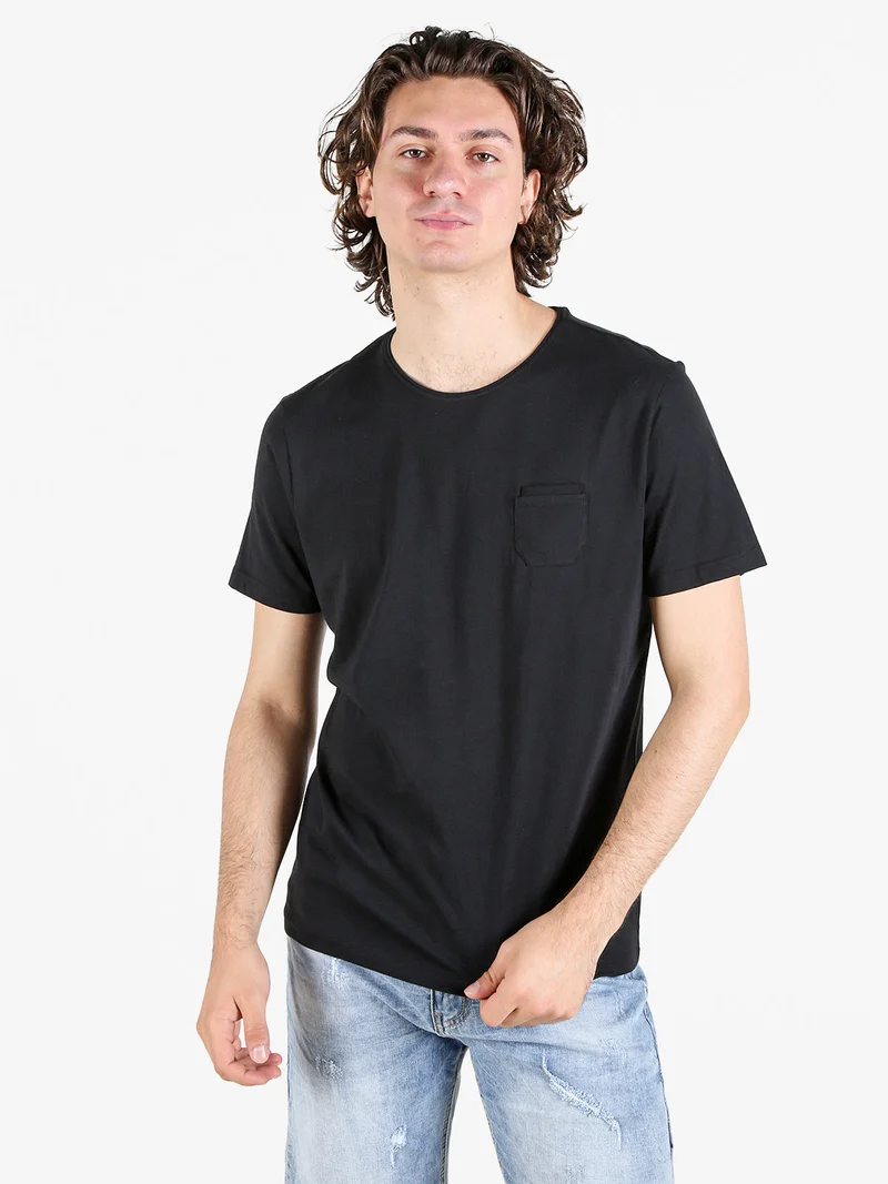 T-shirt da uomo in cotone con taschino - nero