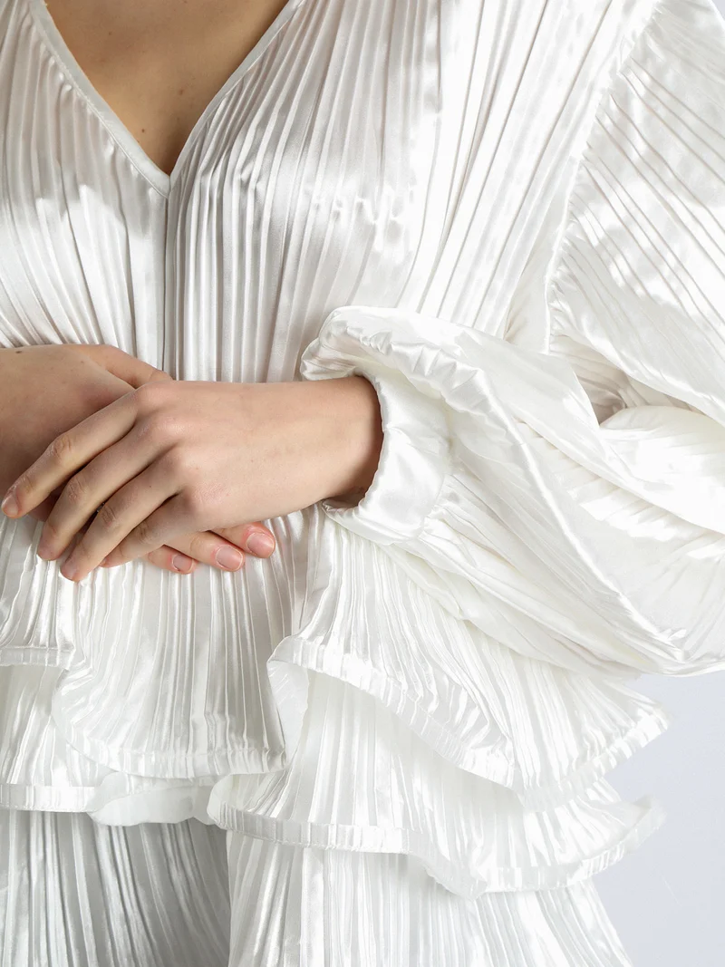 Blusa donna plissetata con balze sul finale - bianco