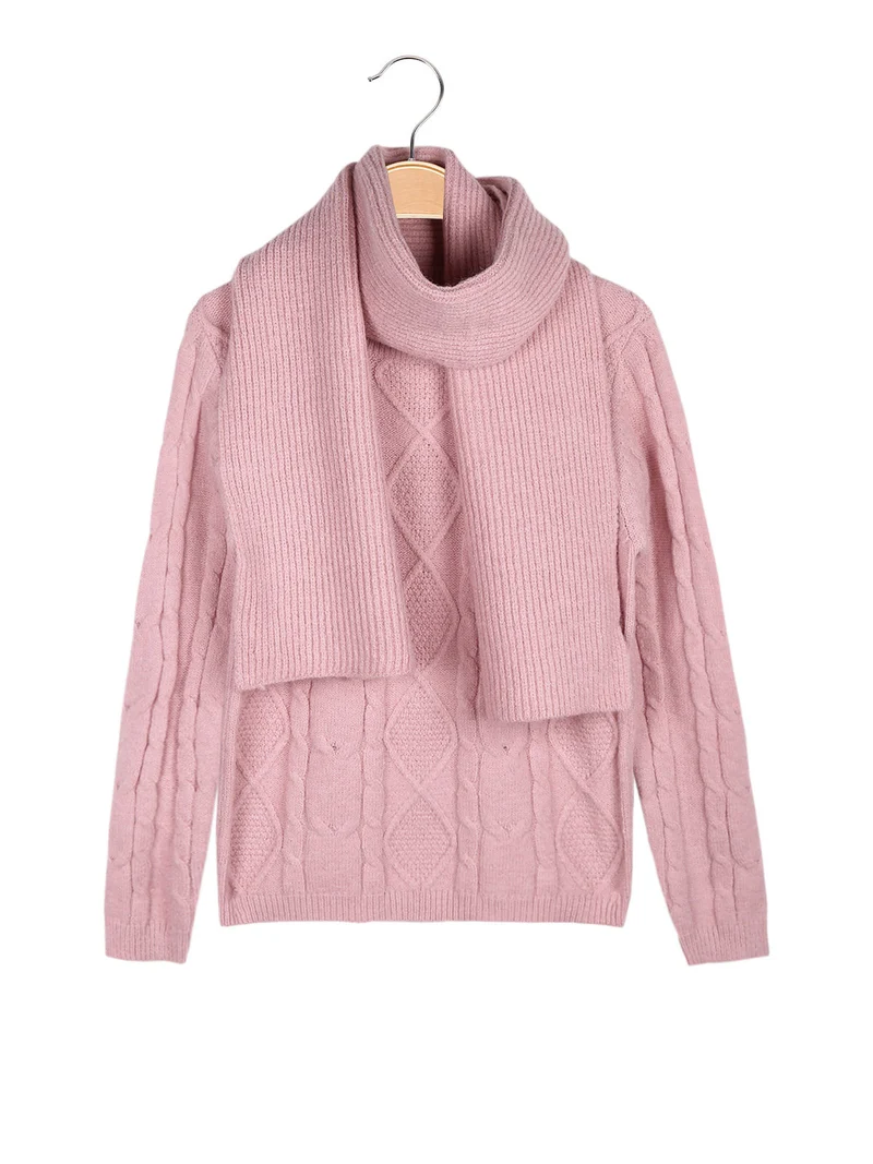 Maglione a treccia da bambina con sciarpa - rosa