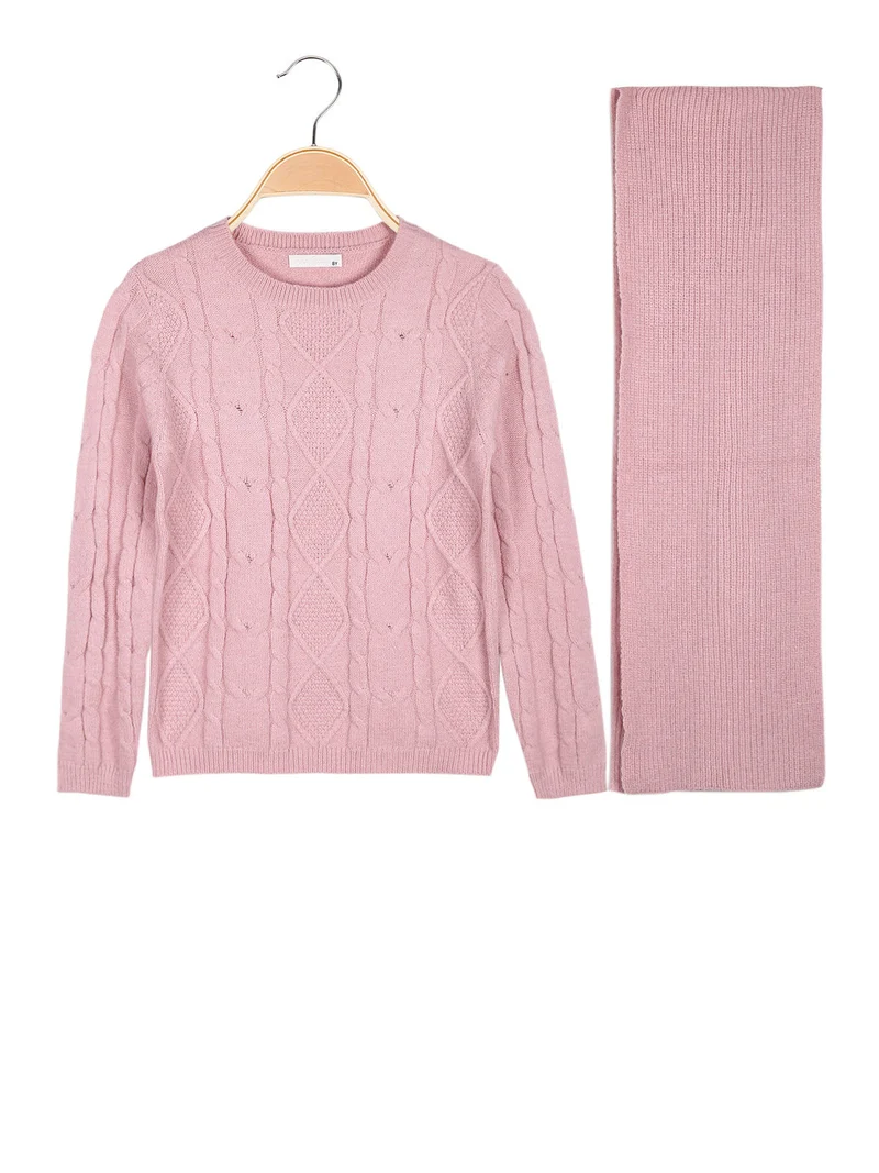 Maglione a treccia da bambina con sciarpa - rosa