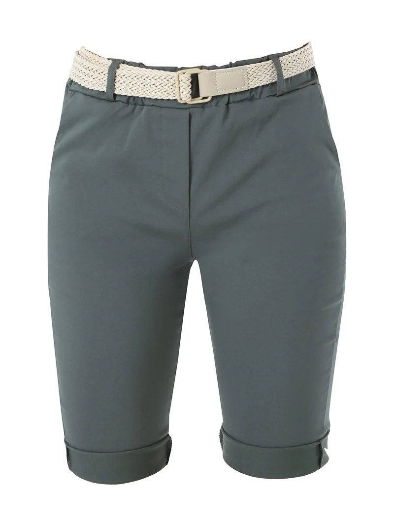 Bermuda donna in tessuto elasticizzato con cintura in corda - verde