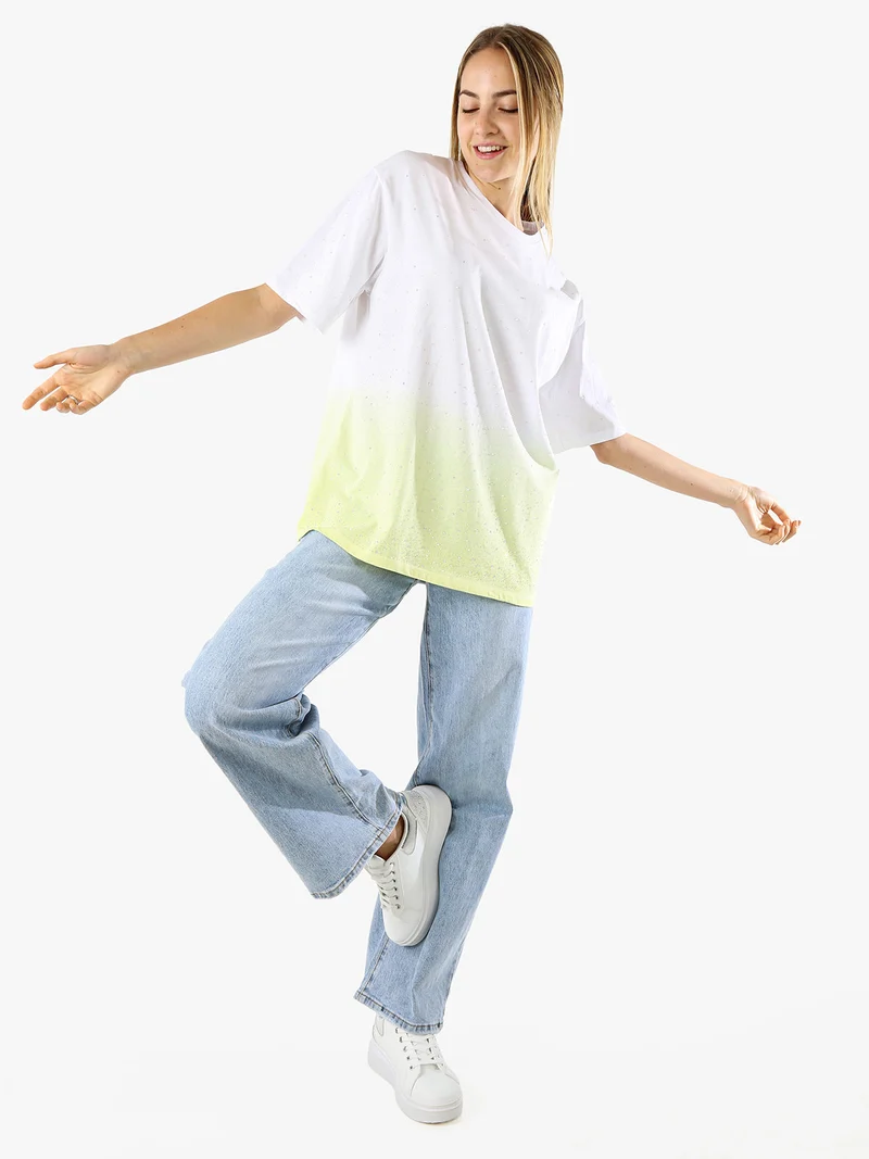 T-shirt donna oversize con strass e sfumatura - giallo