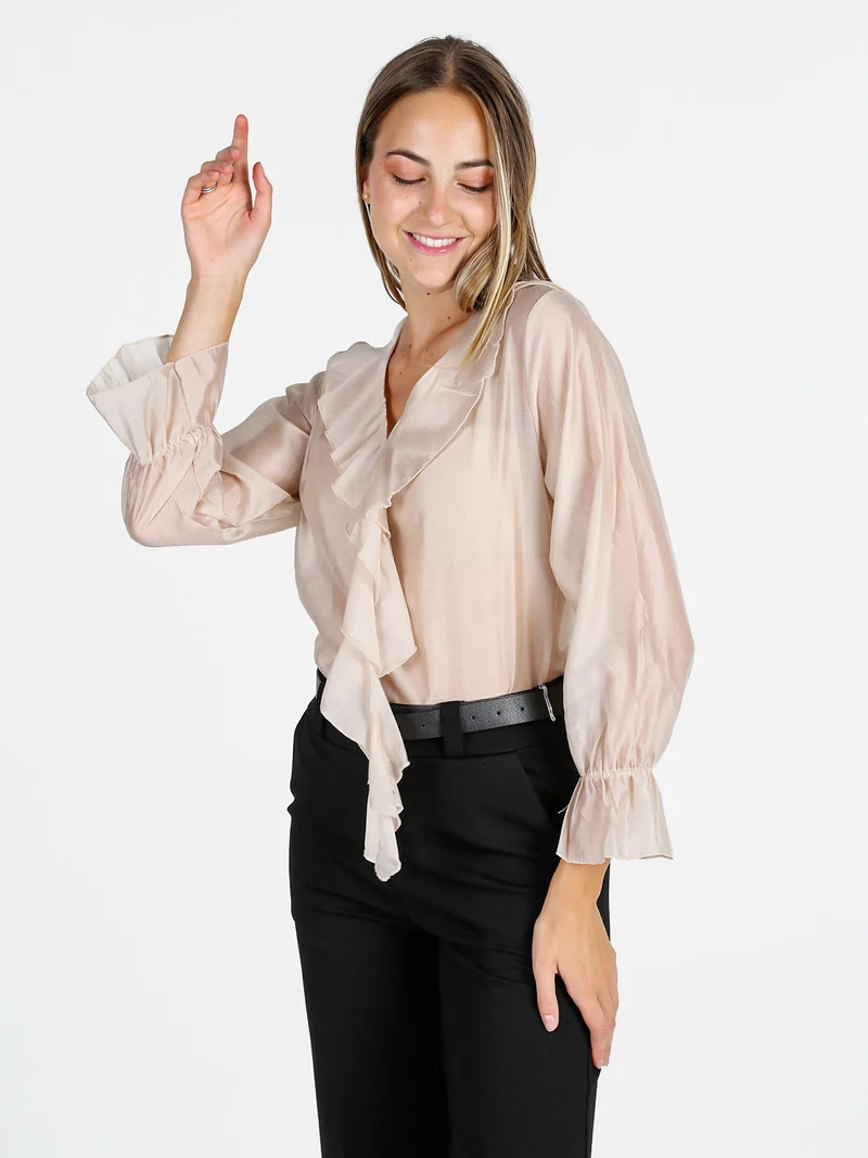 Blusa donna a maniche lunghe con volant - beige