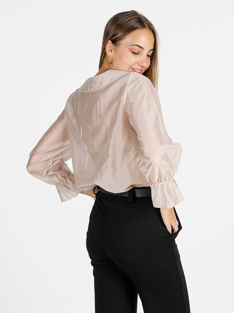 Blusa donna a maniche lunghe con volant - beige