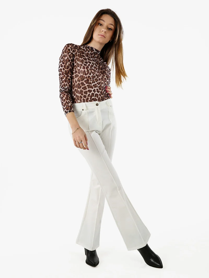 Pantaloni donna a zampa con cucitura centrale - bianco