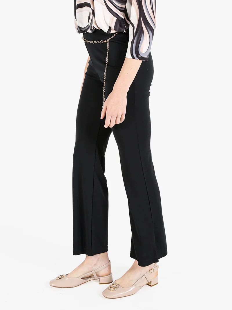 Pantaloni eleganti da donna con cintura a catena - nero