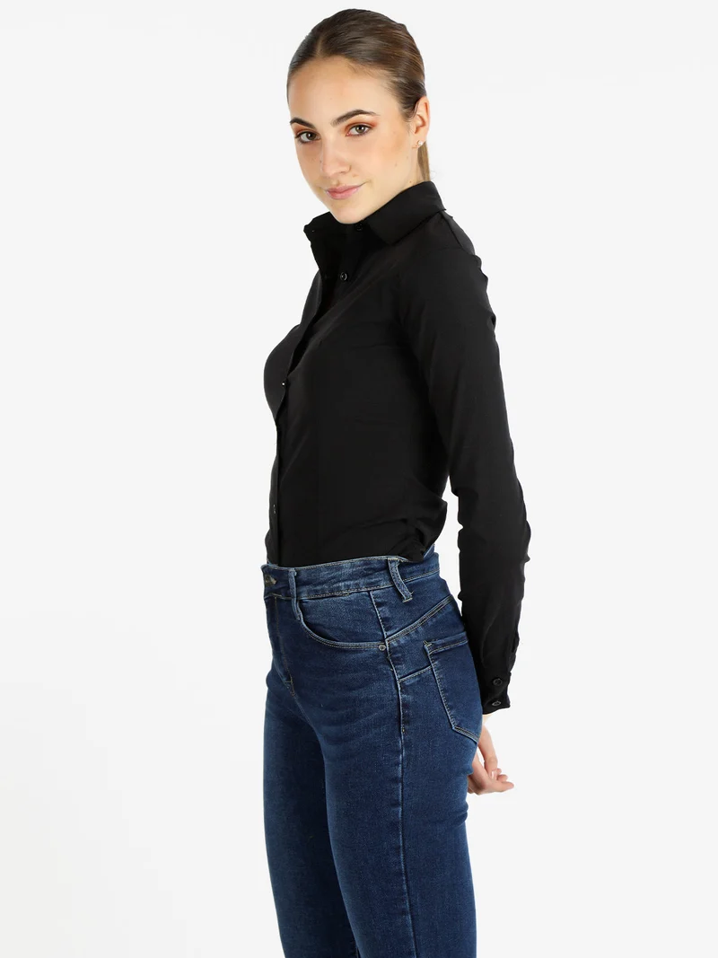 Camicia donna slim fit a maniche lunghe - nero