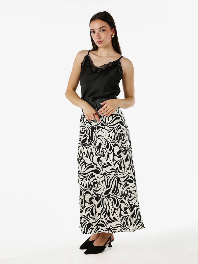 Top donna effetto raso con scollo in pizzo e spalline strette - nero