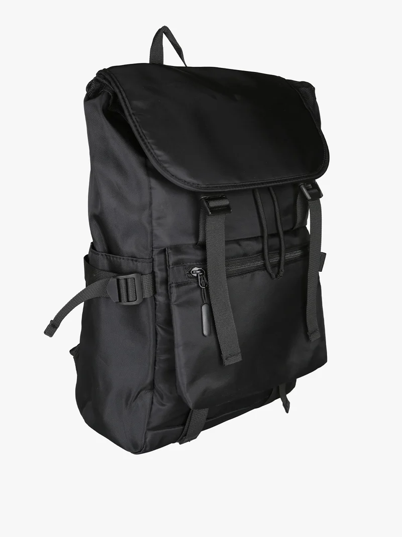 Zaino capiente con chiusura patta - nero