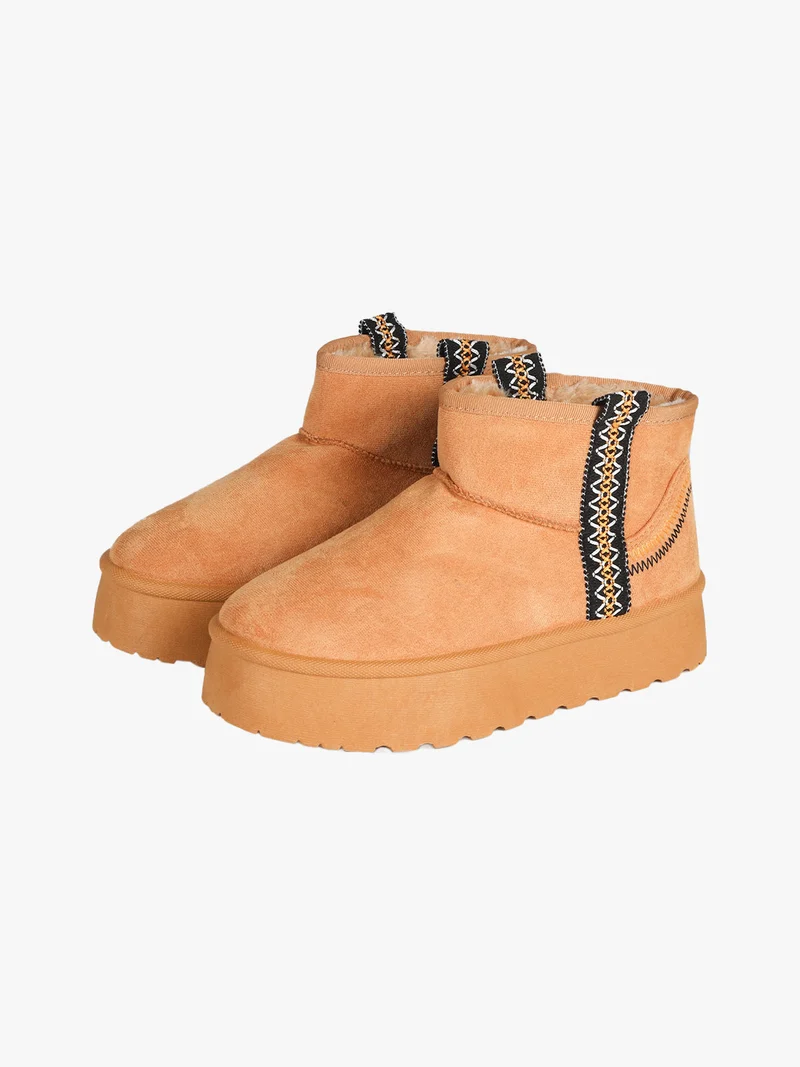 Stivaletti donna pelosi con platform - cammello