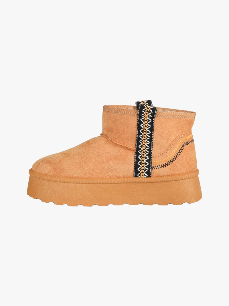 Stivaletti donna pelosi con platform - cammello