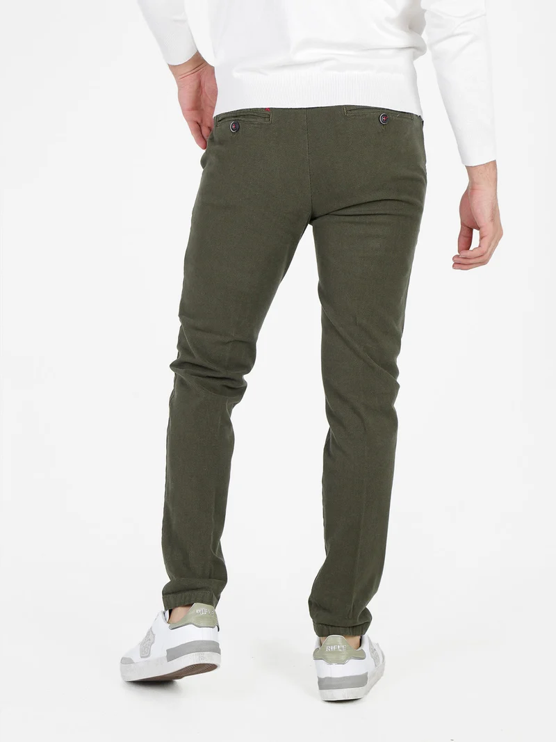 Pantaloni slim fit da uomo in cotonte texturizzato - oliva