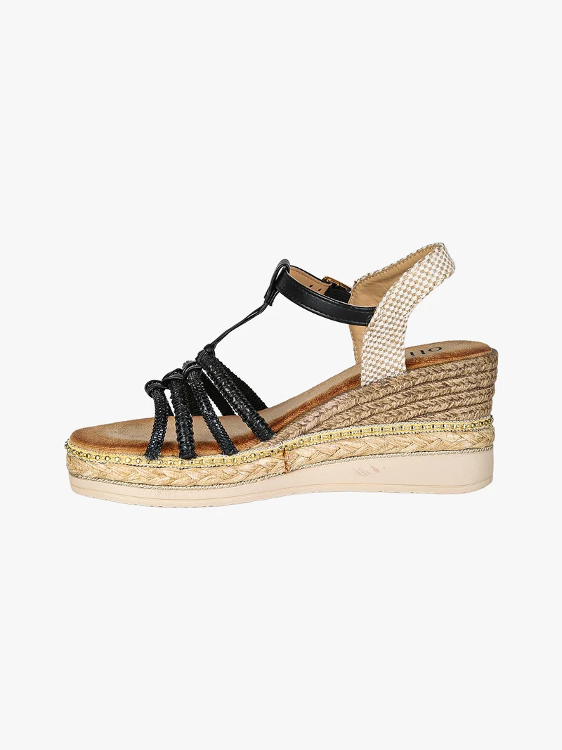 Sandali donna con zeppa e plateau - nero