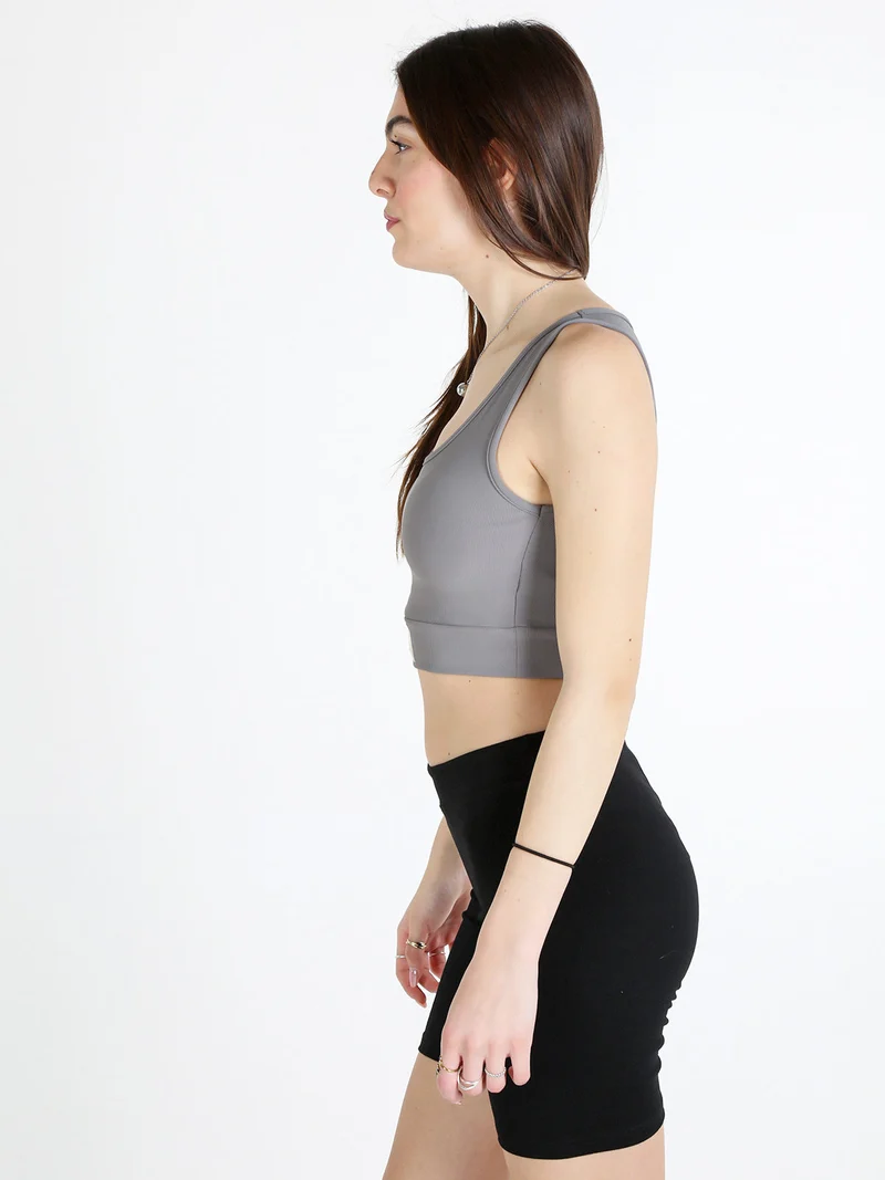 Top donna sportivo a costine con coppe imbottite - grigio