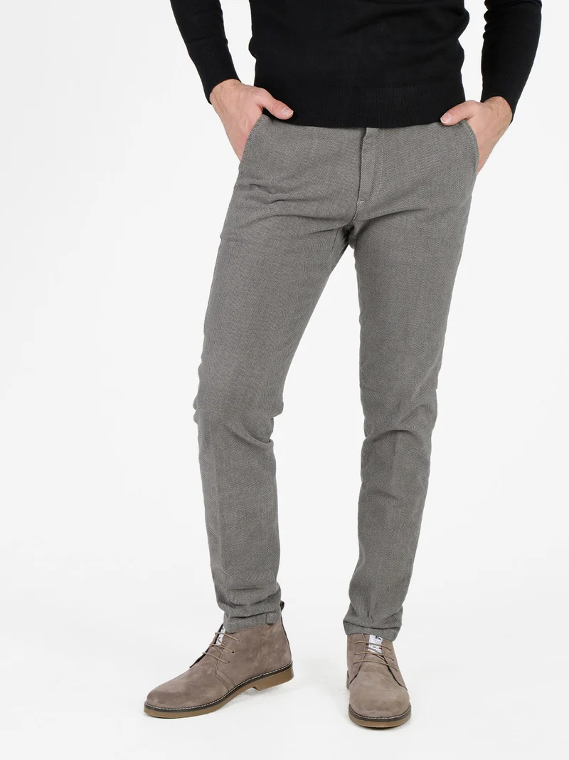 Pantaloni slim fit da uomo in cotonte texturizzato - khaki