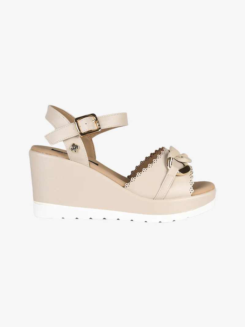 Sandali da donna con zeppa - beige
