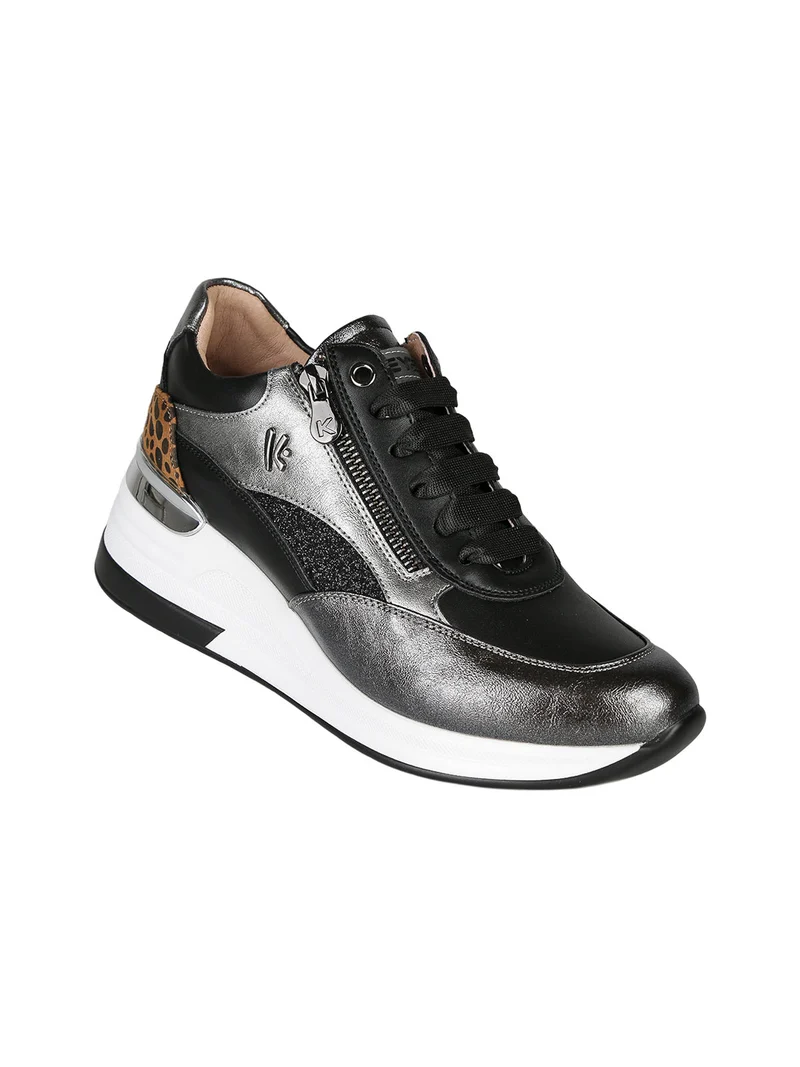 Sneakers donna in pelle con zeppa - nero
