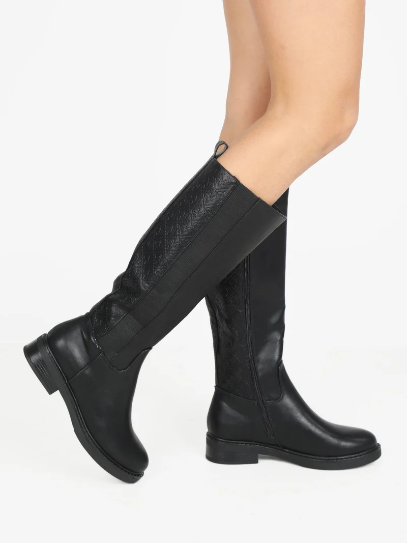 Stivali alti da donna con stampa monogramma - nero