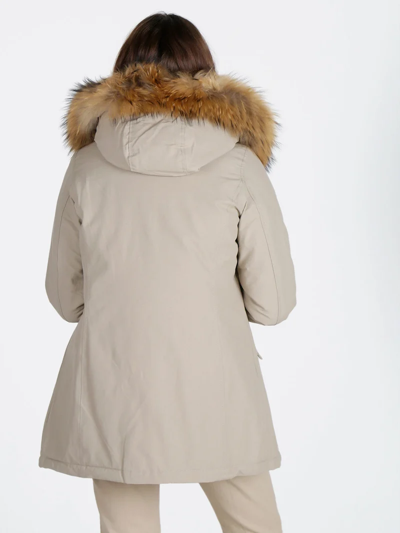 Giubbotto donna con cappuccio peloso - beige