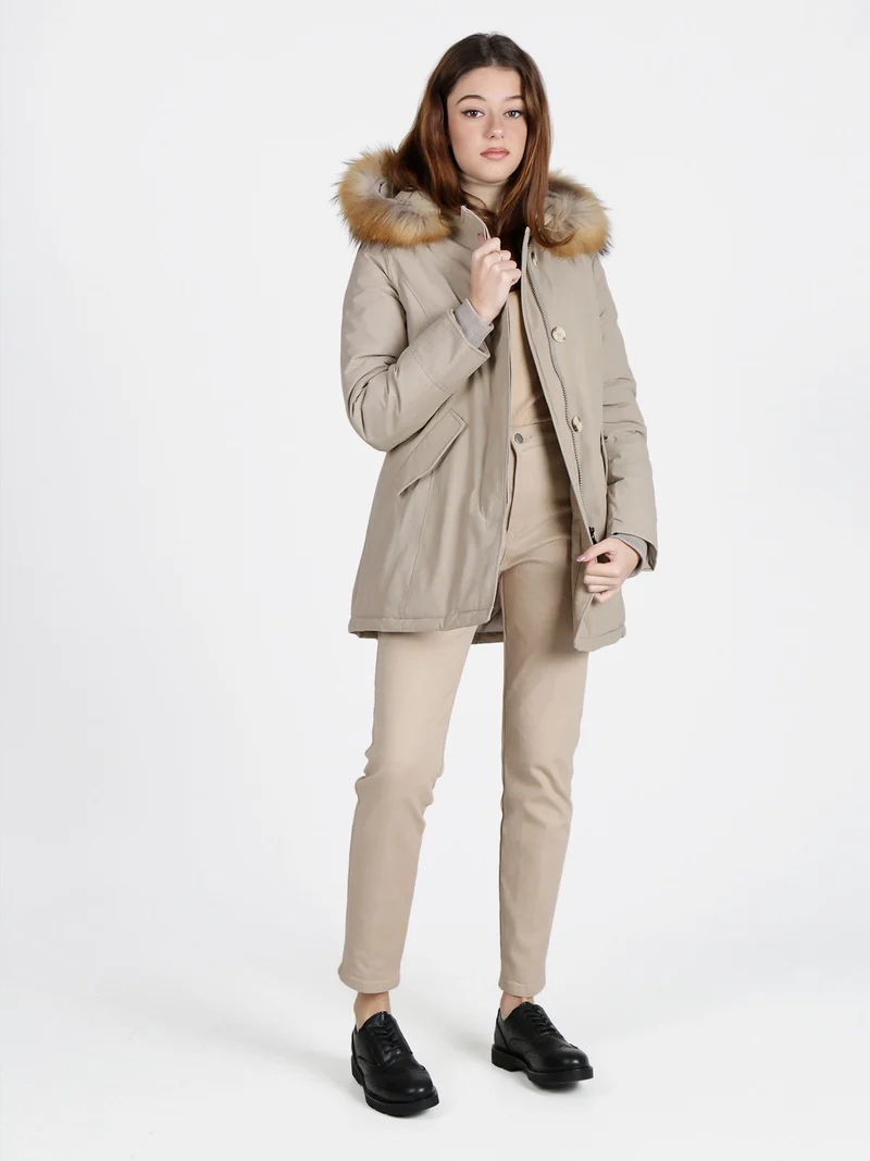 Giubbotto donna con cappuccio peloso - beige