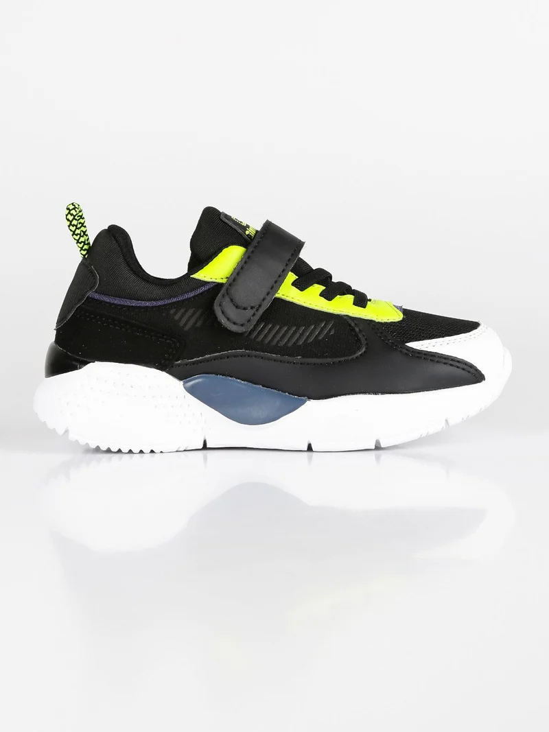 Scarpe sportive bambino con strappo GD21519 - nero