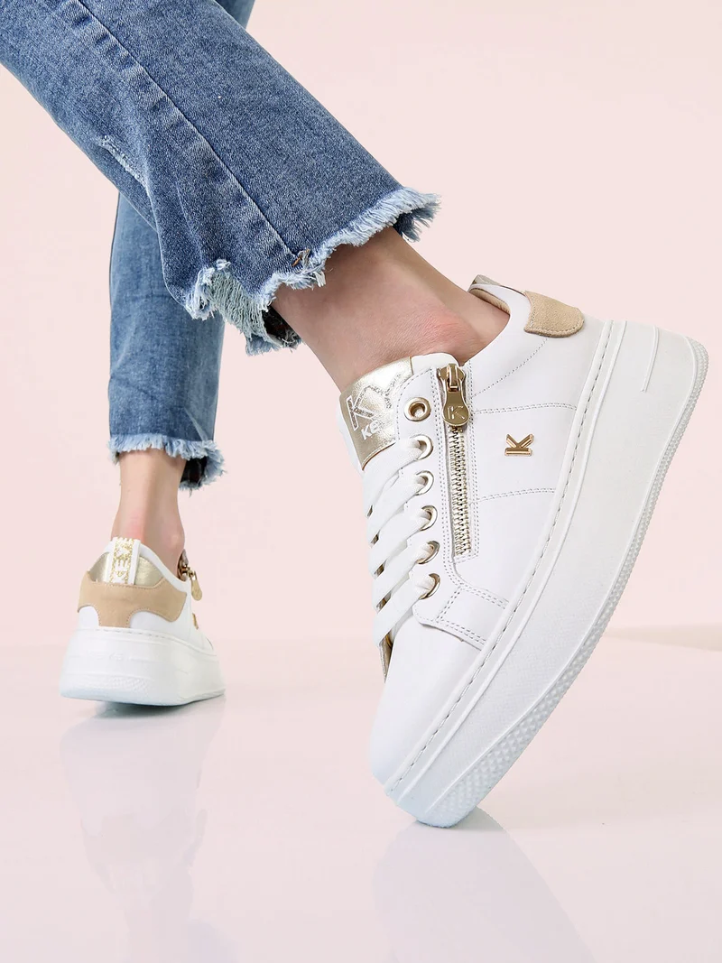Sneakers donna in pelle con platform e zip - bianco