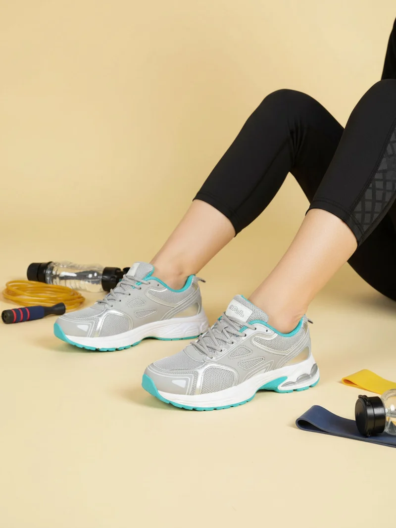 Sneakers sportive da donna - grigio