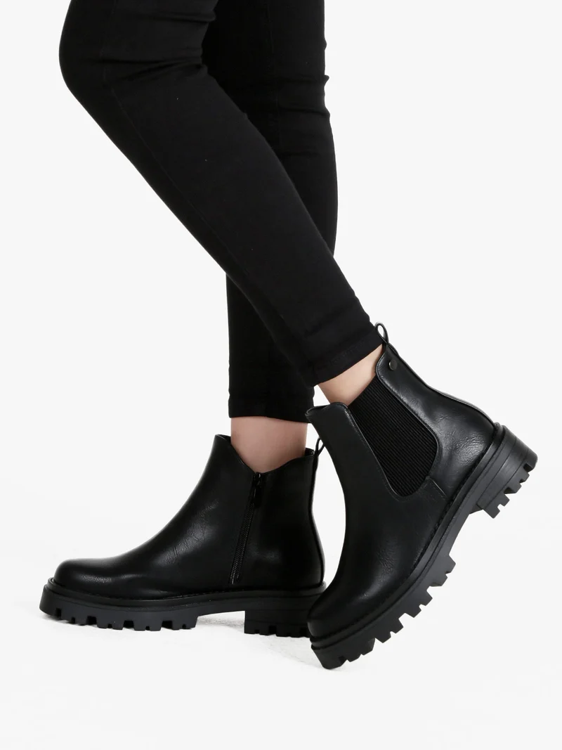 Stivaletti donna in ecopelle con zip - nero